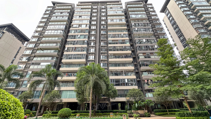 彰泰城A区外景图