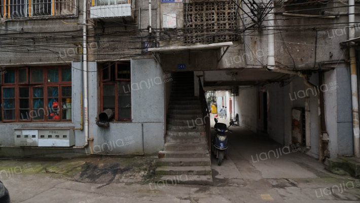 武昌大道318号外景图