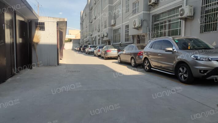 馨源小区外景图