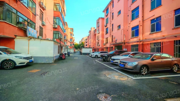 小周新村外景图