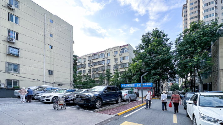 医学住宅小区外景图