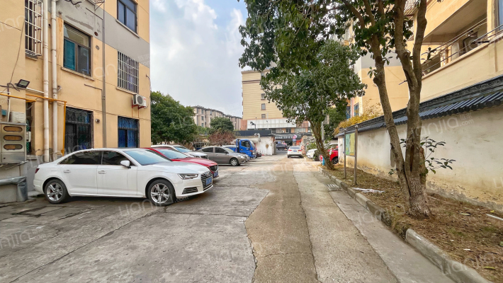 市医院家舍23-35外景图