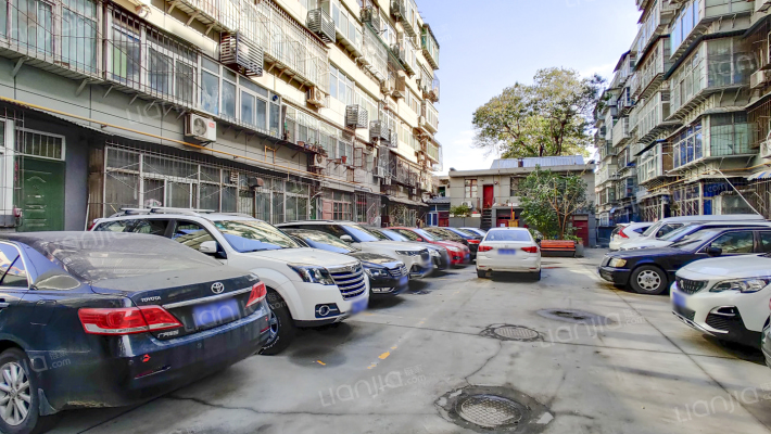 西七路508号院外景图