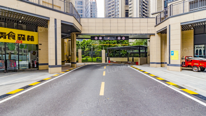 中海花湾壹号C区外景图