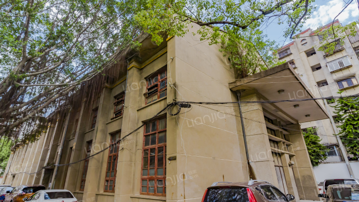 省直东湖大院外景图