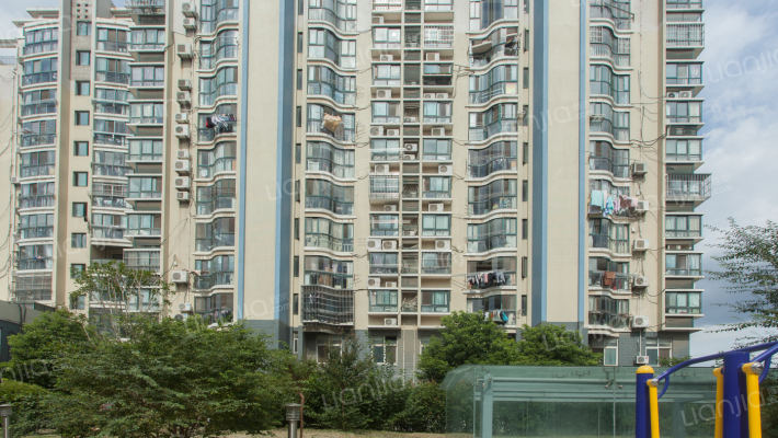 国飞尚城F区外景图