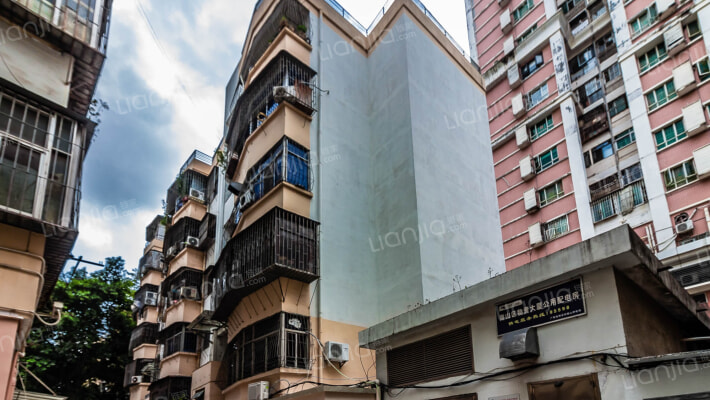 南山物资公司宿舍外景图