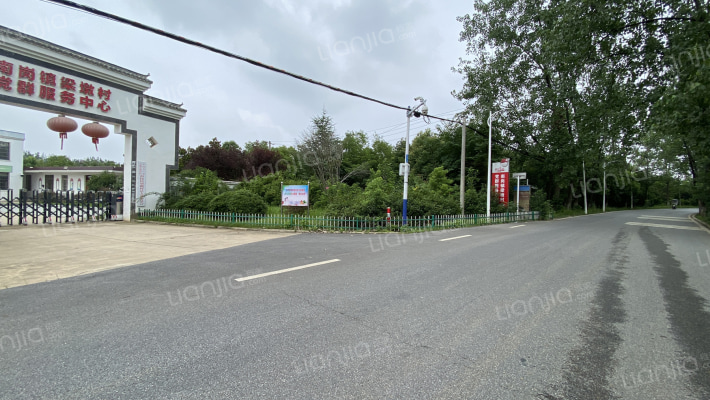 梁墩街道商住楼外景图