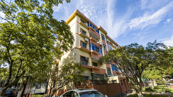 炼化小区外景图