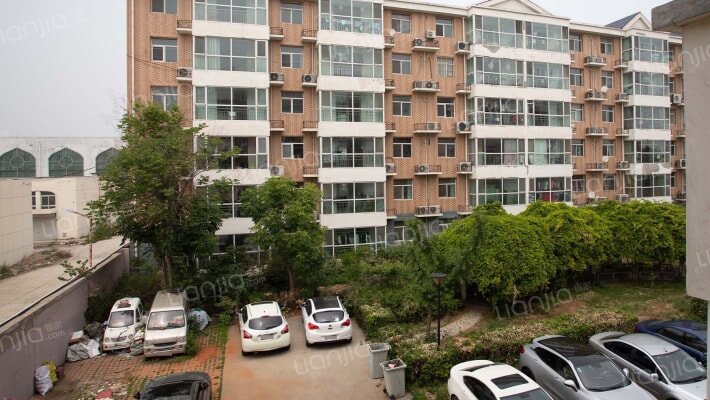 耀华西苑外景图