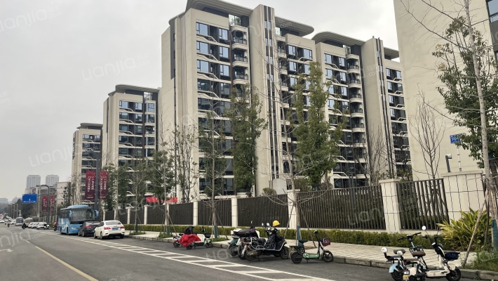 蓝光未来外景图