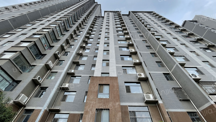 兰庭华府外景图