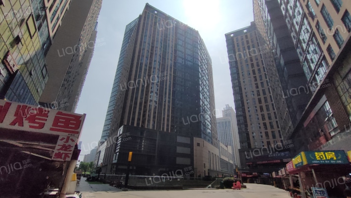 嘉年华青年城外景图