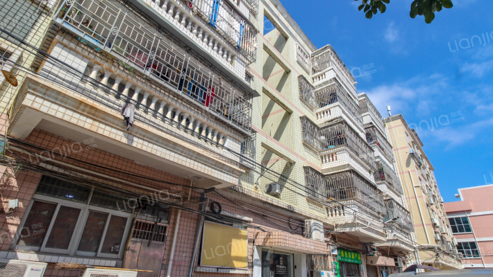 东联大厦8号公寓外景图