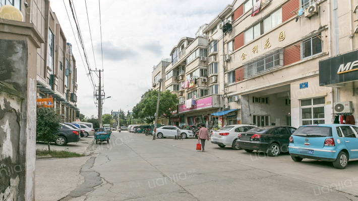 金利花园外景图