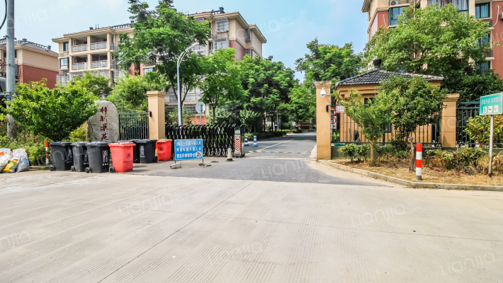 梓新景苑外景图