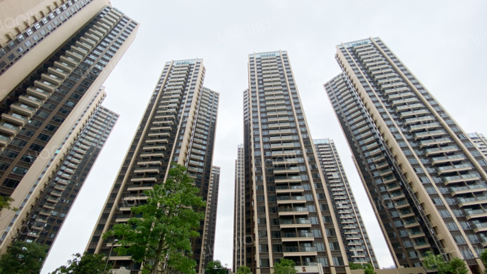 龙光玖龙府外景图