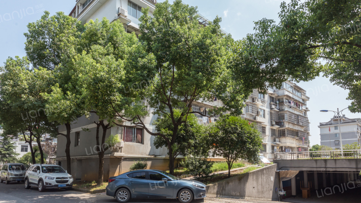 怡康公寓外景图