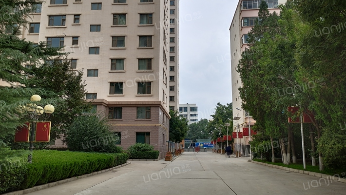 甘肃社会主义学院家属院外景图