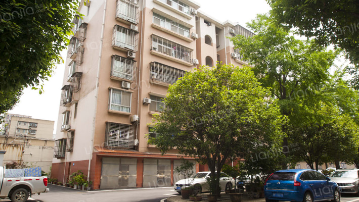 襄阳市道路运输管理局家属院外景图