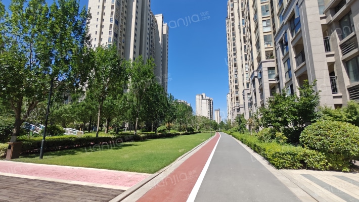 雅居乐春森湖畔东区外景图