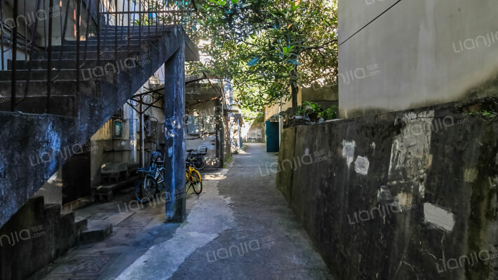 中山路商住楼外景图