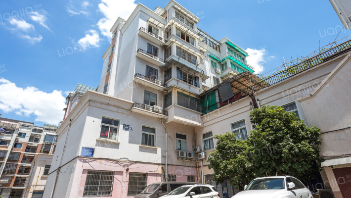 广厦公寓外景图