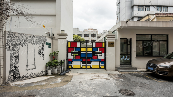 瑞奇公寓外景图