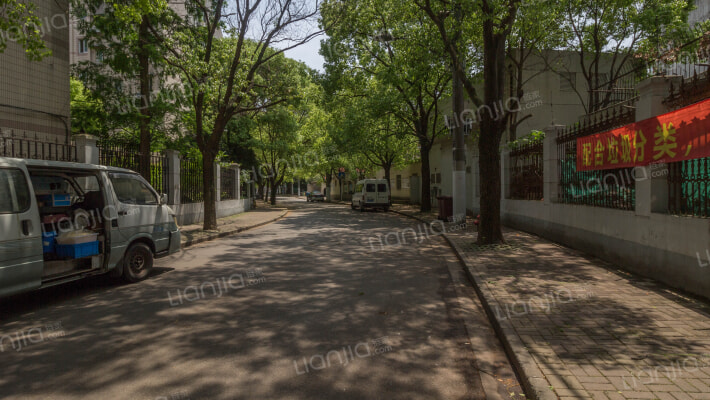 宏翔公寓外景图