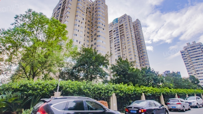 东方广场外景图