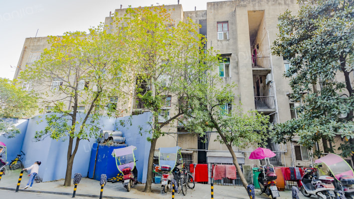 汉阳大街64号外景图