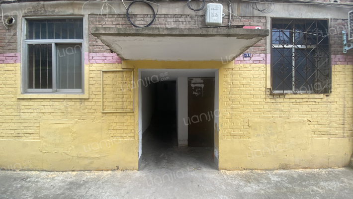 万山路217号外景图