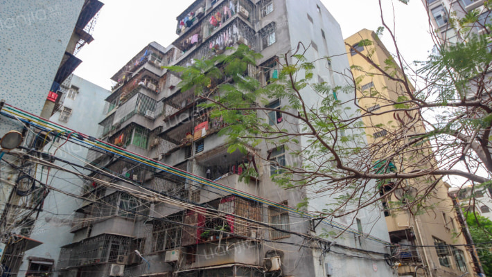 富裕花园外景图