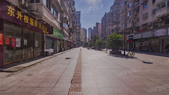 深发商住楼外景图