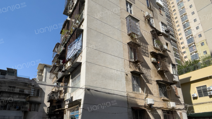 自治区人事厅宿舍外景图