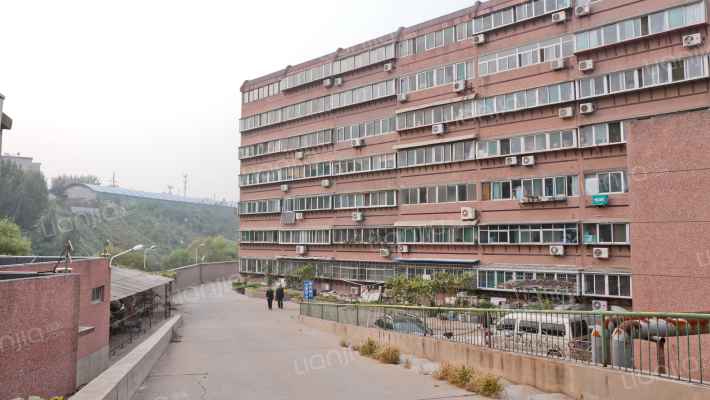 英雄山路150到220号外景图