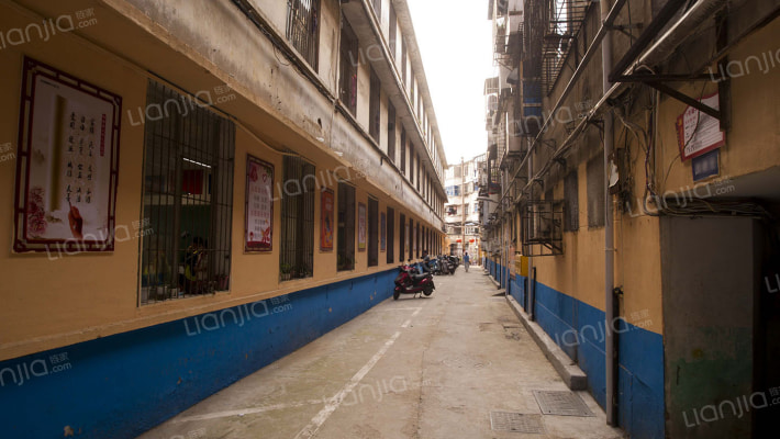 晨光小学家属院外景图