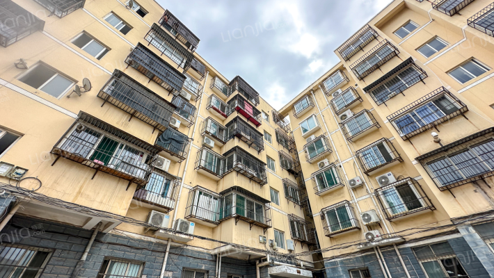 星博苑小区外景图