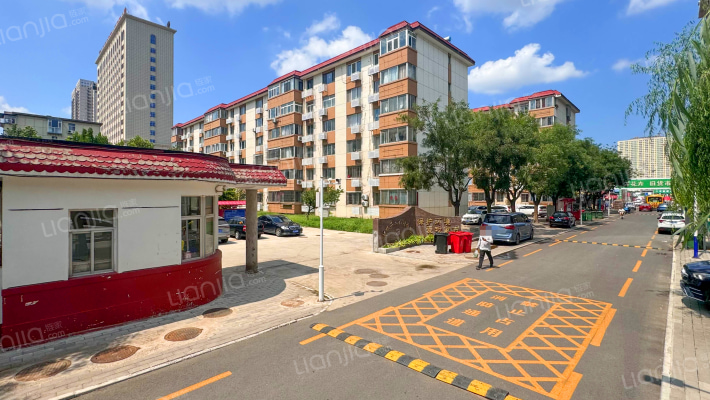 中核二三西苑外景图