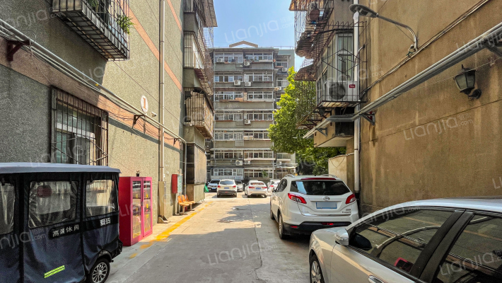 西安市出租汽车总公司第二公司兴庆路小区外景图