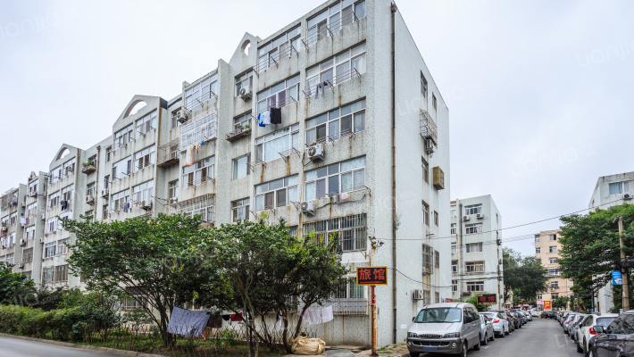 浮东小区外景图