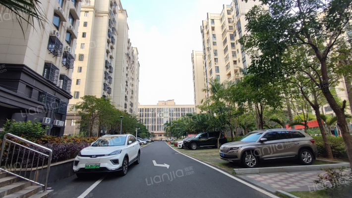 金盘名邸外景图