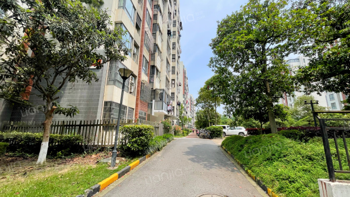 理想城市花园一期外景图