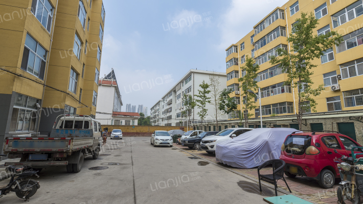 南湖小区外景图