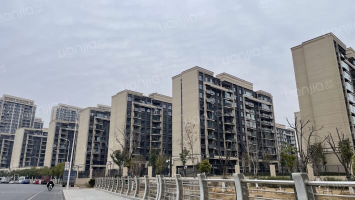 美的公园天下外景图