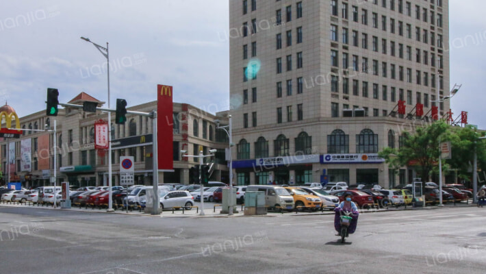 宝坻区新都汇广场外景图
