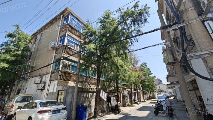 新生桃园新村外景图