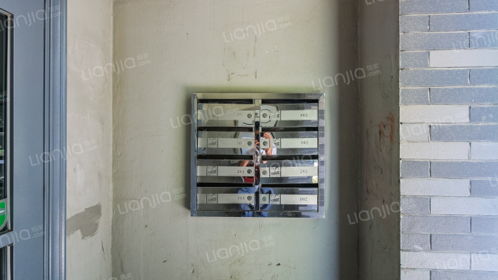 证大光明城外景图