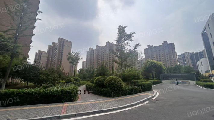 范家新村外景图