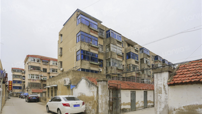 城区医院宿舍外景图